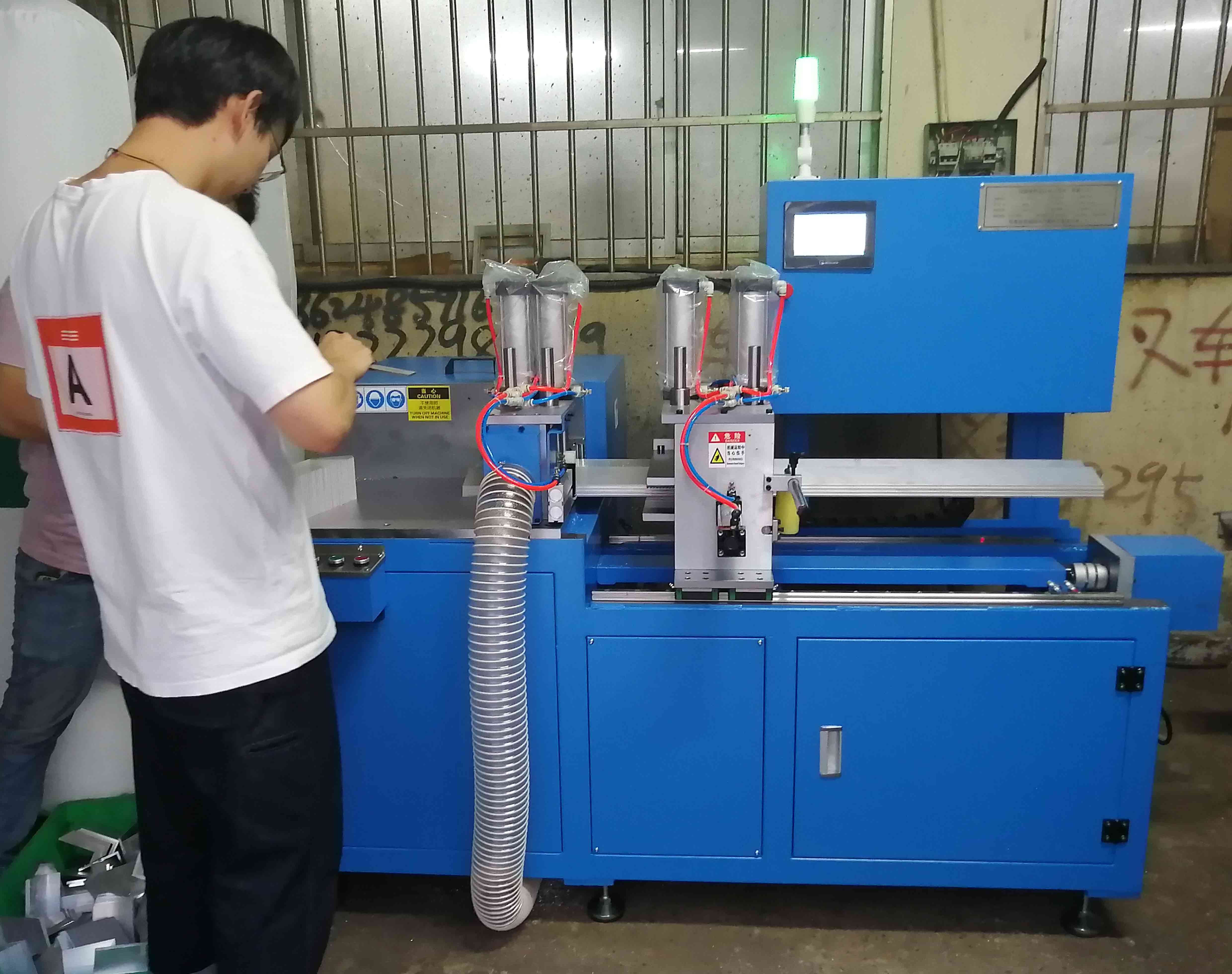 【上海】铝型材切割机SDY-Q400满足朱总多种铝材锯切使用